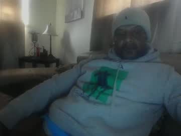 Kayleekakesnslim Chaturbate stream image from February 17, 2025