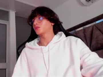 Owon_Duck Chaturbate stream image from February 17, 2025