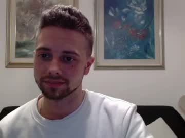 Angeloleoni Chaturbate stream image from February 17, 2025