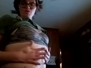 Hailstorm32 Chaturbate stream image from February 17, 2025