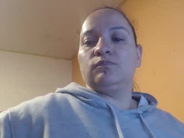 Miaabrownn Chaturbate stream image from February 17, 2025