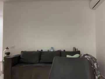 Parin30 Chaturbate stream image from February 17, 2025
