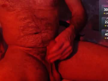 Whitepodium Chaturbate stream image from February 17, 2025