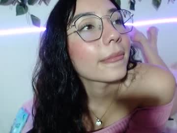 Alanagp Chaturbate stream image from February 17, 2025