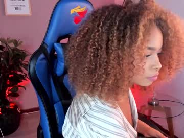Jolie__Peach Chaturbate stream image from February 17, 2025