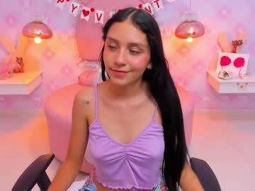 Kahty_Jones Chaturbate stream image from February 17, 2025
