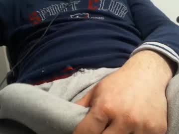 Xoxopum Chaturbate stream image from February 17, 2025