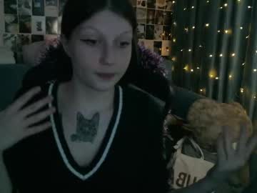 Rolly_Pearl Chaturbate stream image from February 17, 2025