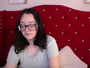 Silvia_Ls Chaturbate stream image from February 17, 2025