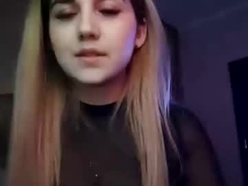 Eliafresh Chaturbate stream image from February 18, 2025