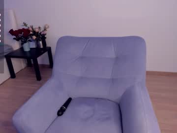 Marydelrey Chaturbate stream image from February 18, 2025