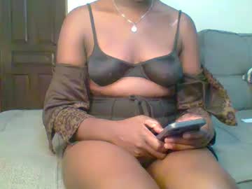 Prettyqueen254 Chaturbate stream image from February 18, 2025