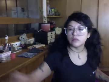 Annebonnie Chaturbate stream image from February 18, 2025