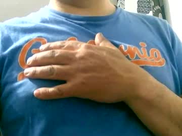 Querubinrebelde Chaturbate stream image from February 18, 2025