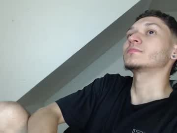 Andrew23streep Chaturbate stream image from February 18, 2025