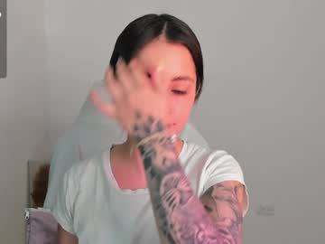 Anniemora_ Chaturbate stream image from February 18, 2025
