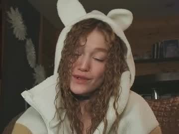 Elga_Sweet Chaturbate stream image from February 18, 2025