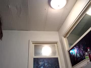 Gothictits Chaturbate stream image from February 18, 2025