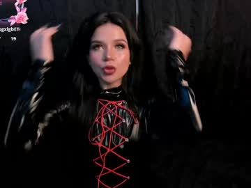 Kylie_Foxx1 Chaturbate stream image from February 18, 2025