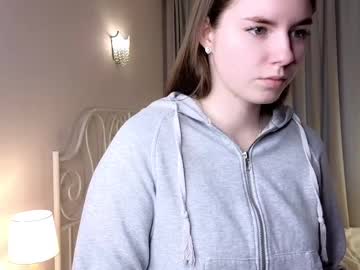 On_The_Soft_Pillow Chaturbate stream image from February 18, 2025