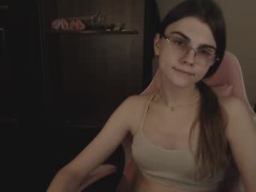 Peralez_F Chaturbate stream image from February 18, 2025