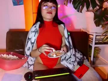 Dulce_Cosmic Chaturbate stream image from February 18, 2025