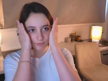 Elvinabrickell Chaturbate stream image from February 18, 2025