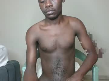 Glane_ Chaturbate stream image from February 18, 2025