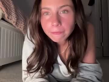 Isabellekinsley Chaturbate stream image from February 18, 2025