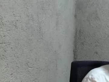 Sexxygurllll Chaturbate stream image from February 18, 2025