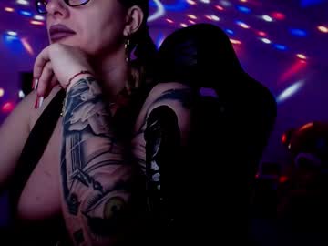 Sonyadevon Chaturbate stream image from February 18, 2025