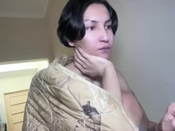 Hencamx Chaturbate stream image from February 18, 2025