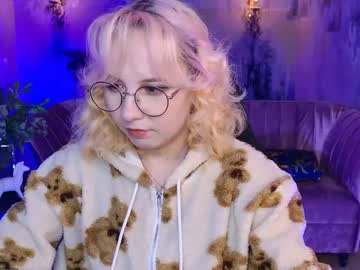 Jasminemilko Chaturbate stream image from February 18, 2025