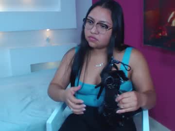 Serenalux8 Chaturbate stream image from February 18, 2025