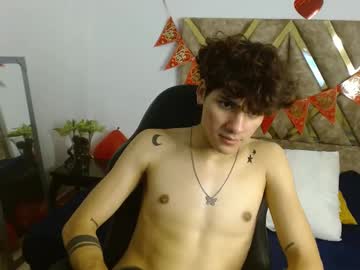 Themilow Chaturbate stream image from February 18, 2025