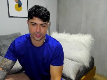 Adam_Clarke Chaturbate stream image from February 18, 2025
