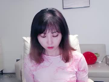 Candy8998 Chaturbate stream image from February 18, 2025