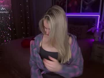 Evaharis Chaturbate stream image from February 18, 2025