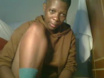 Foxysha Chaturbate stream image from February 18, 2025