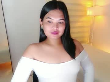 Kayleepinay Chaturbate stream image from February 18, 2025