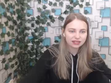 Klerkarina Chaturbate stream image from February 18, 2025