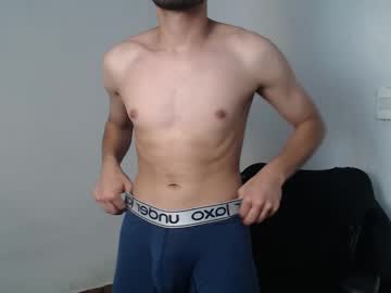 Latinbunny7779 Chaturbate stream image from February 18, 2025