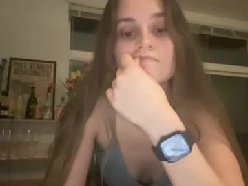 Valeriepaste Chaturbate stream image from February 18, 2025