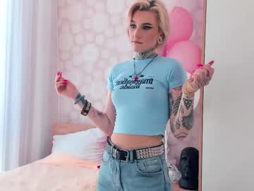 Darlenecoleson Chaturbate stream image from February 18, 2025