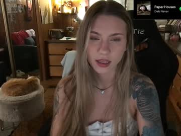 Incognitoqueen Chaturbate stream image from February 18, 2025