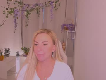 Rozalin_Lin Chaturbate stream image from February 18, 2025