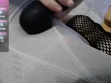 Harleyrebz Chaturbate stream image from February 18, 2025