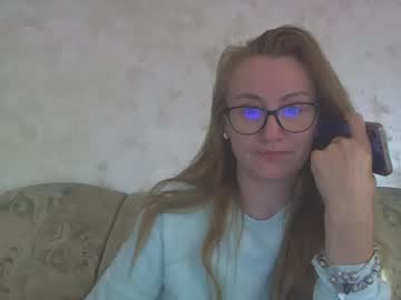 Melly_Rosey Chaturbate stream image from February 18, 2025