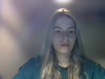 Rosie_June Chaturbate stream image from February 18, 2025