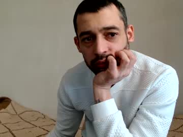 Sexymannr1 Chaturbate stream image from February 18, 2025